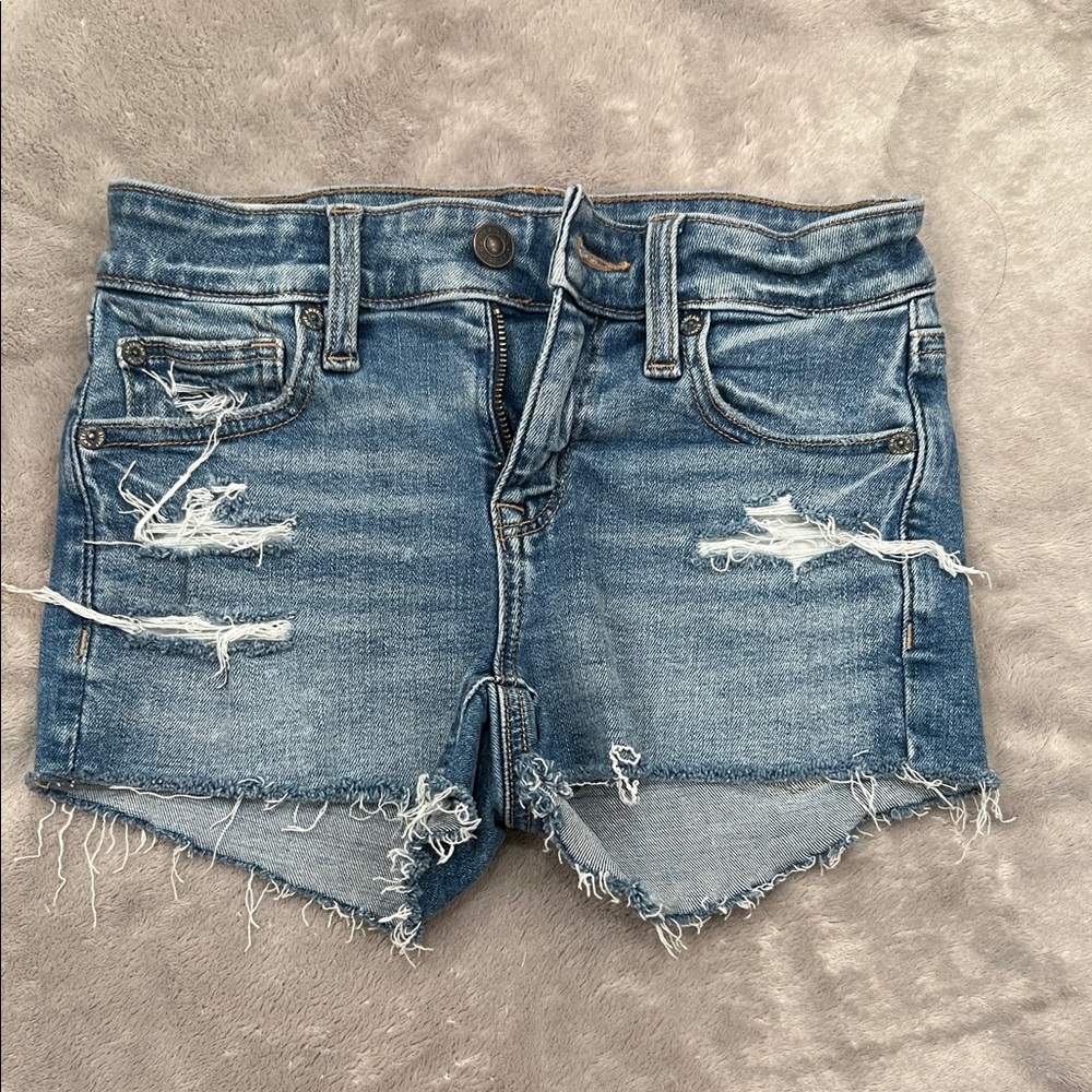 American Eagle Women’s distressed Jean shorts Size 0
